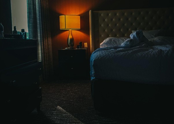 Elegant and Dramatic Carpet Colours